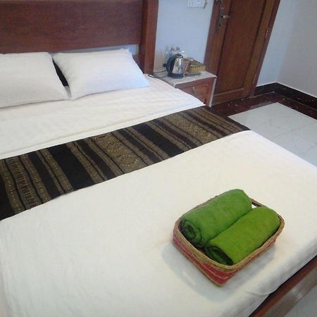 贡布 马拉尼旅馆酒店 外观 照片